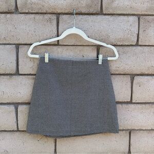 H&M Black and White Mini Skirt